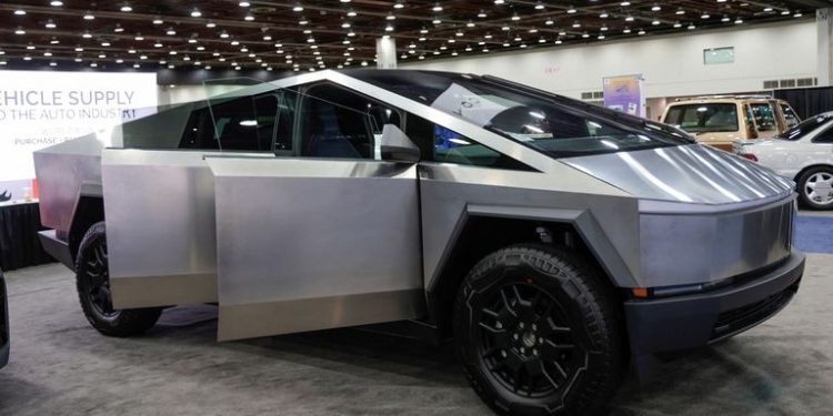 Tesla Cybertruck buyers reporting delivery delays over ‘windscreen wipers issue’