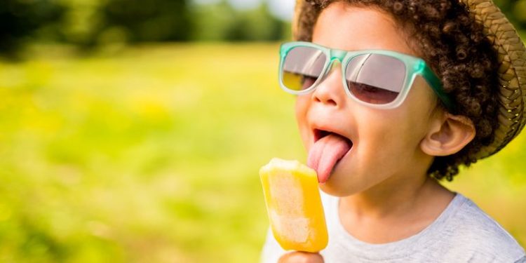 Eating ice lollies ‘should be part of school curriculum’, experts urge