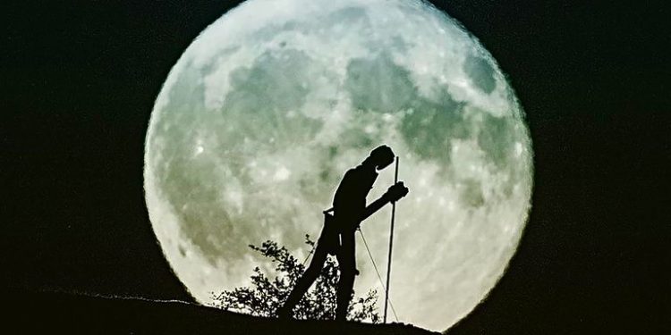 Supermoon, harvest moon and lunar eclipse all roll into one tonight – here’s what to look out for